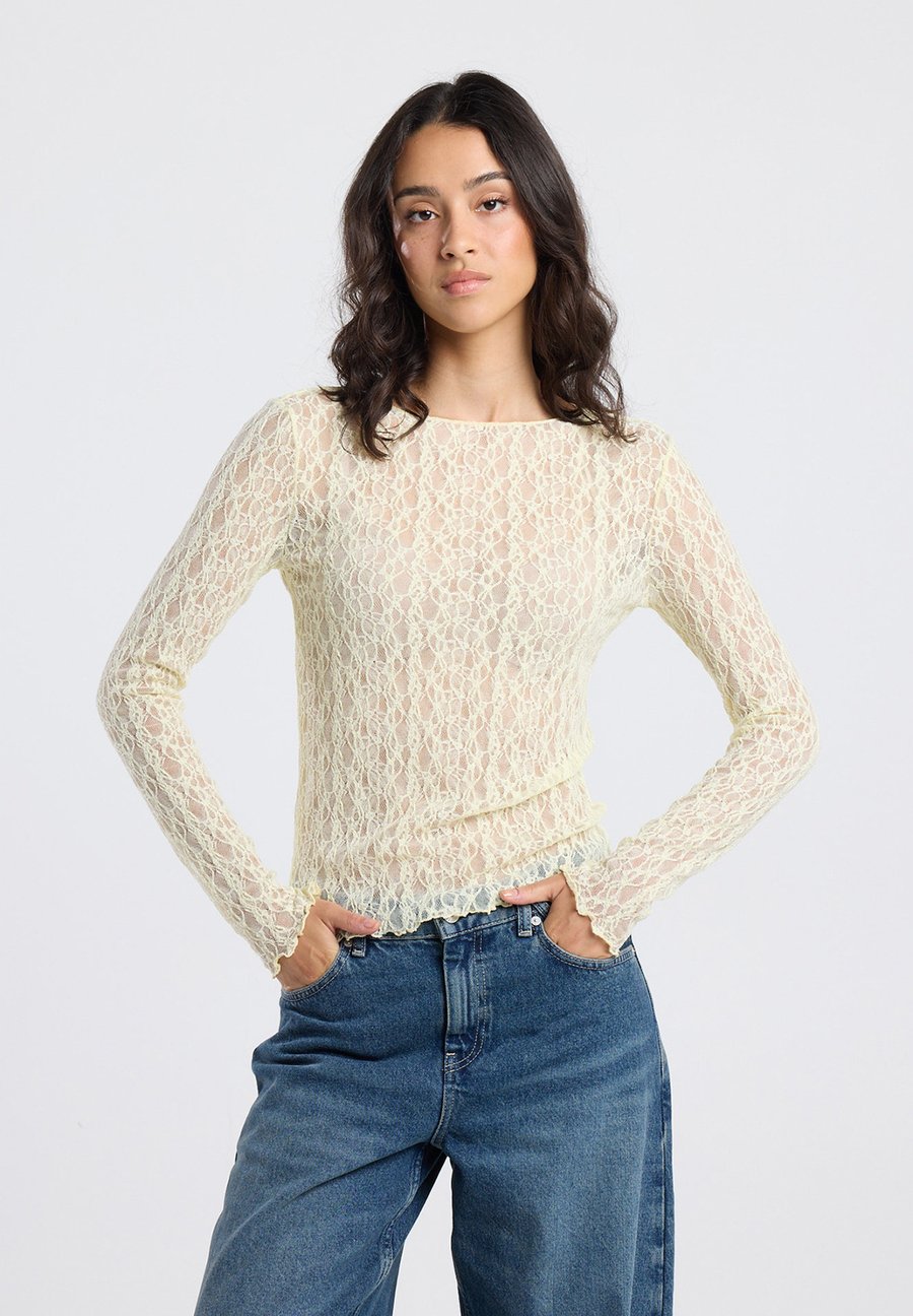 Топ America Today Long sleeved top, Light Yellow
Топ America Today Long sleeved top, Light Yellow