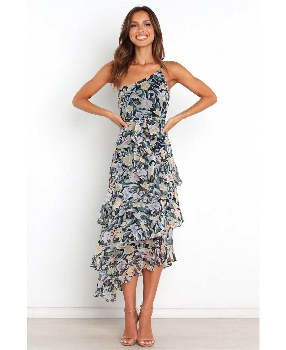 Женское платье Амрен Petal and Pup, черный
Женское платье Амрен Petal and Pup, черный