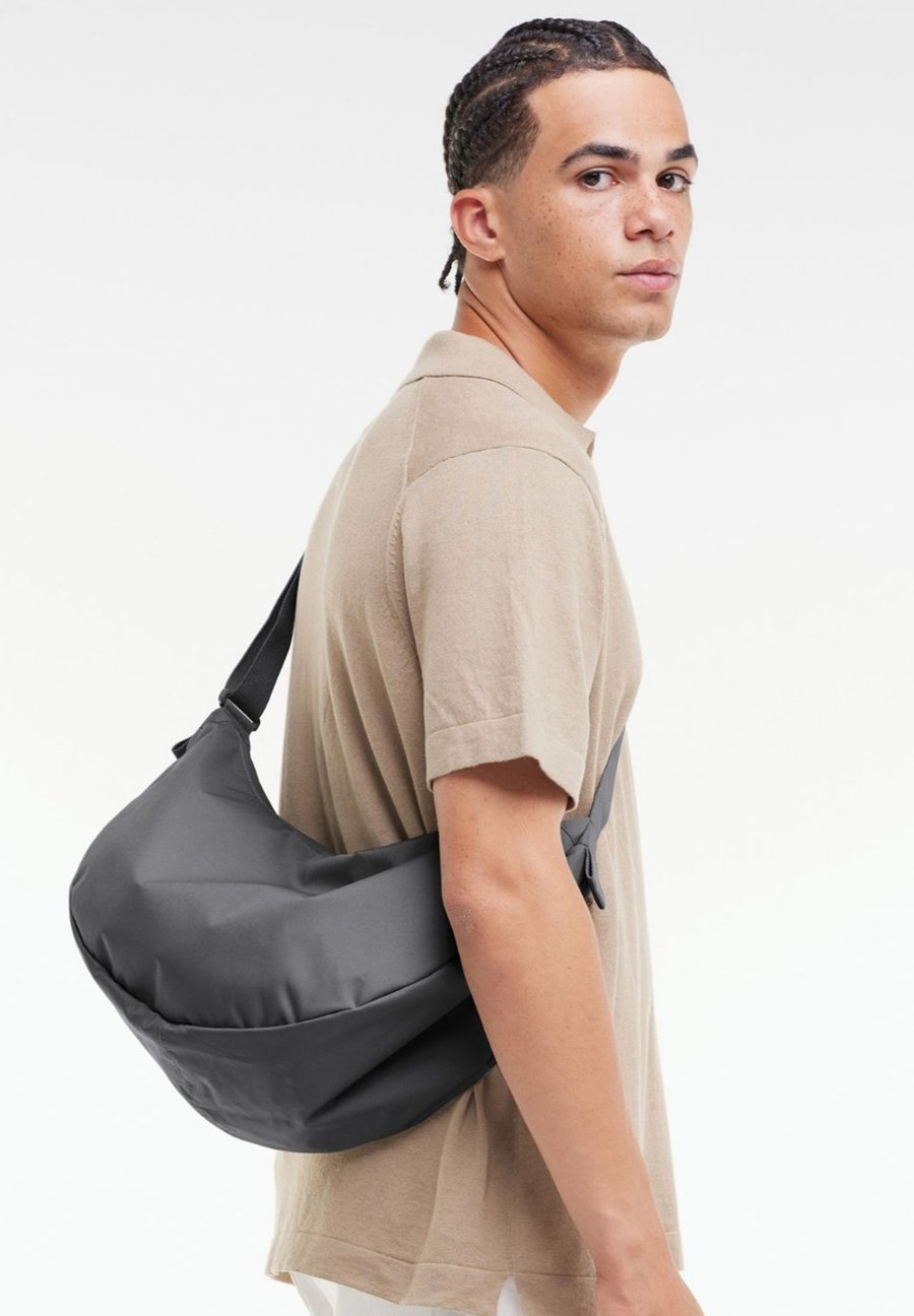 Сумка кросс-боди GOT BAG MOON, Shark/Grey
Сумка кросс-боди GOT BAG MOON, Shark/Grey