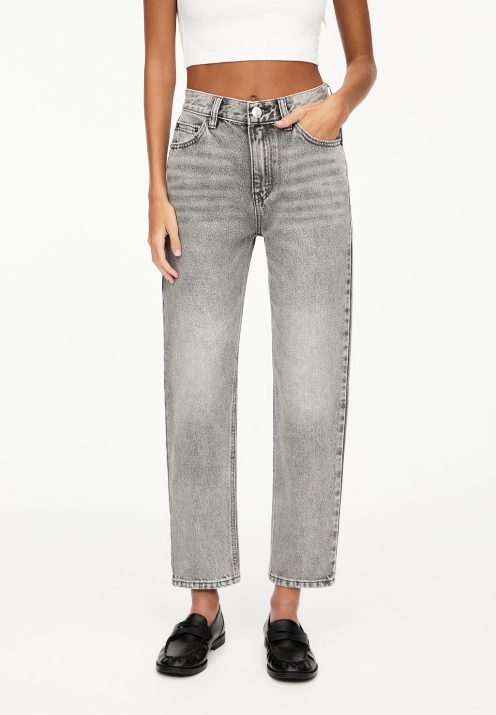 Джинсы свободного кроя PULL&BEAR, темно-серый
Джинсы свободного кроя PULL&BEAR, темно-серый