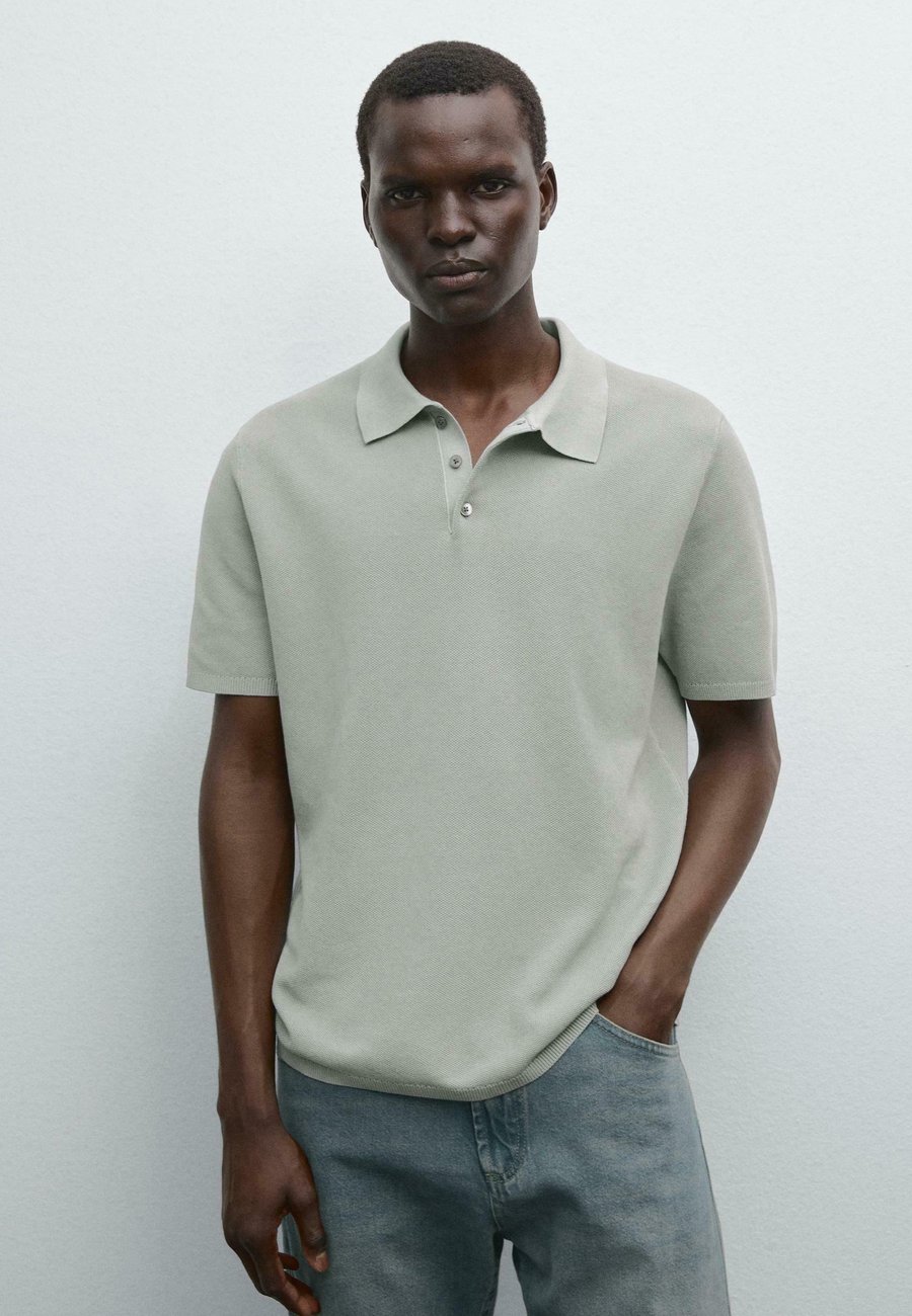 Поло Massimo Dutti LIGHTWEIGHT TEXTURED SHORT SLEEVE, Light Blue/Light Blue
Поло Massimo Dutti LIGHTWEIGHT TEXTURED SHORT SLEEVE, Light Blue/Light Blue