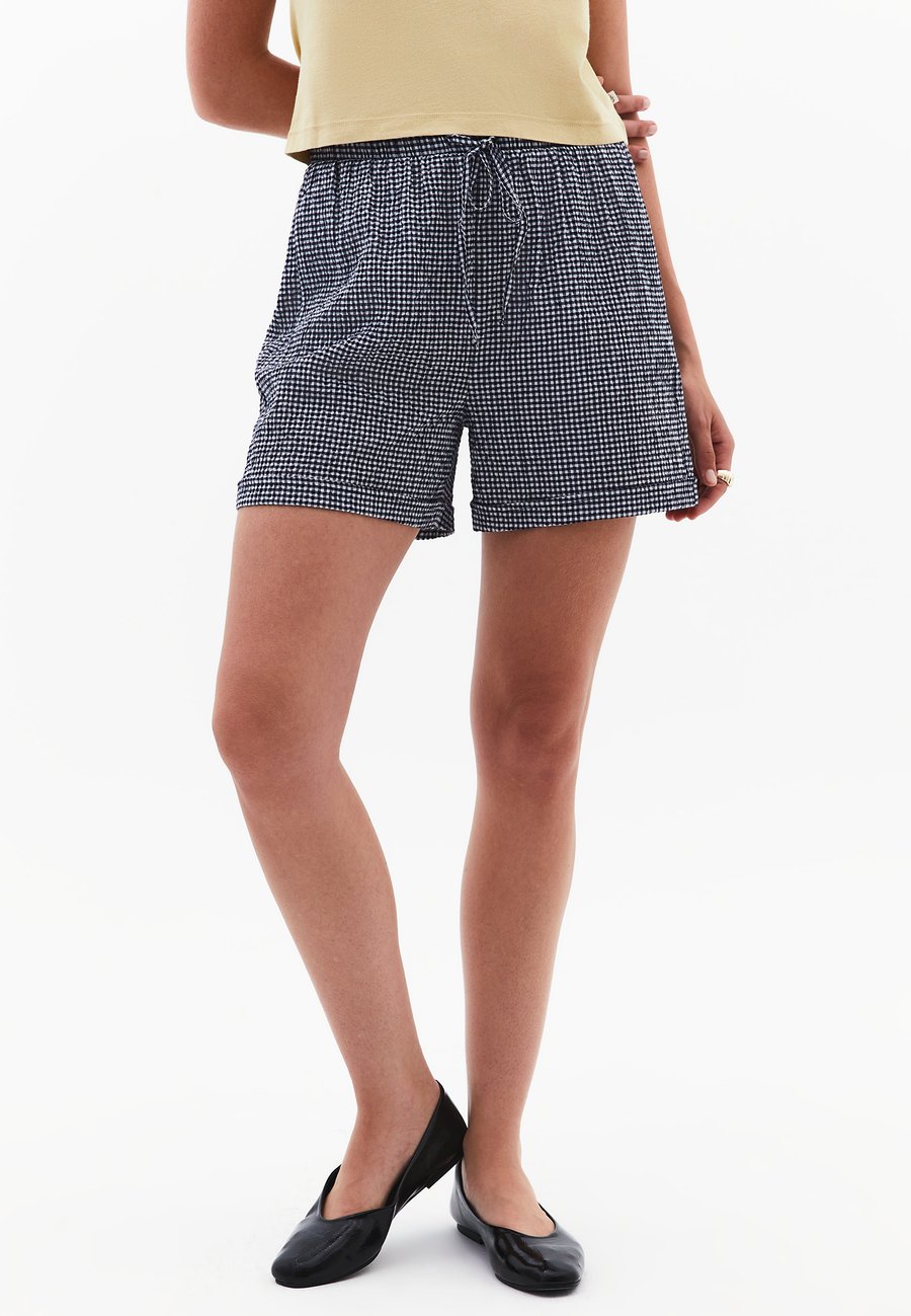 Шорты OXXO MIT HOHER TAILLENFORM, Evening Blue Gingham/Dark Blue
Шорты OXXO MIT HOHER TAILLENFORM, Evening Blue Gingham/Dark Blue