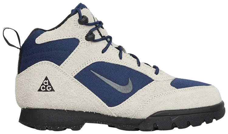 Кроссовки Nike ACG Torre Mid Waterproof, коричневый
Кроссовки Nike ACG Torre Mid Waterproof, коричневый