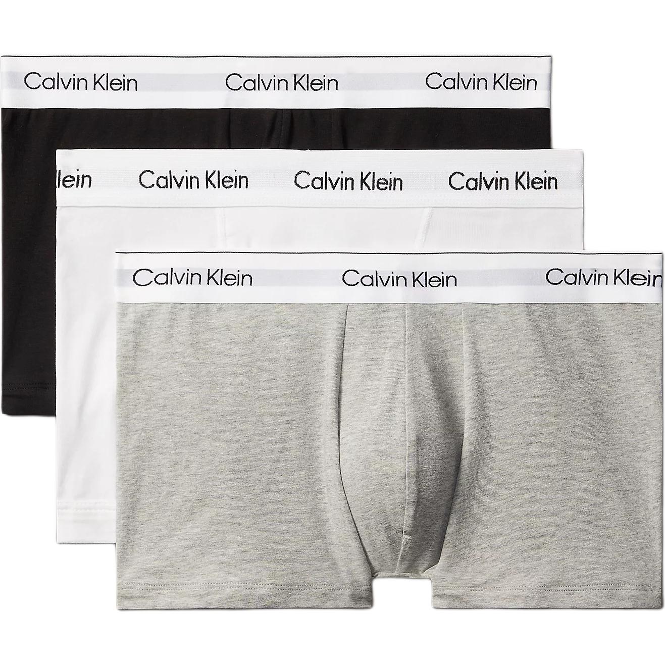 Комплект мужских трусов-боксеров Calvin Klein, 3 штуки
Комплект мужских трусов-боксеров Calvin Klein, 3 штуки