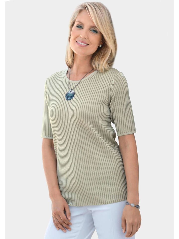 Короткий размер: свитер изящной ребристой фактуры в цвете шалфея. GOLDNER
Короткий размер: свитер изящной ребристой фактуры в цвете шалфея. GOLDNER