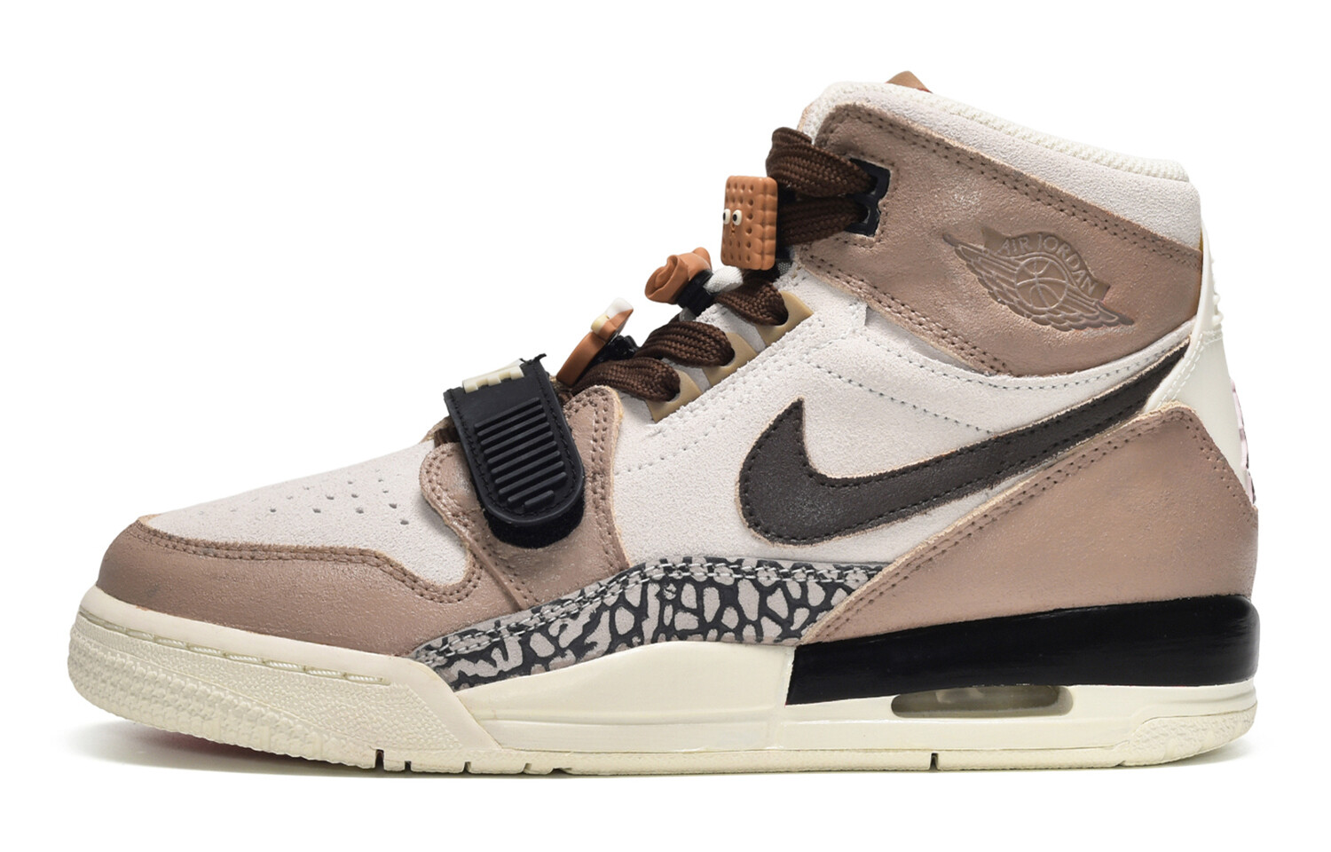 Кроссовки JORDAN Legacy 312 Vintage Basketball Shoes Women's High-Top Black Brown
Кроссовки JORDAN Legacy 312 Vintage Basketball Shoes Women's High-Top Black Brown