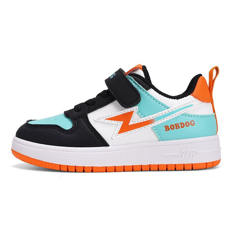 Детские кроссовки для бега BOBDOG, черный/оранжевый
Детские кроссовки для бега BOBDOG, черный/оранжевый