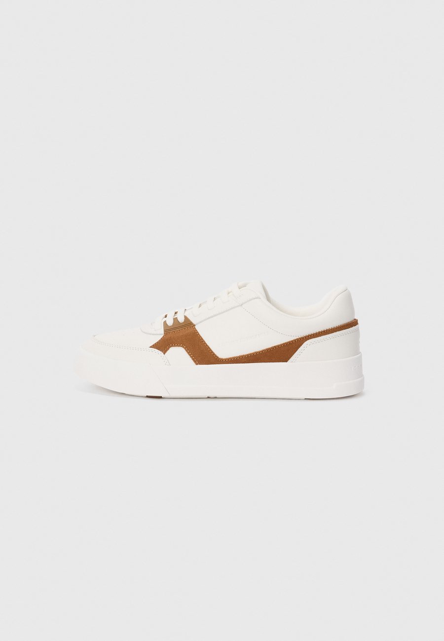Кроссовки Tommy Hilfiger COURT CRAFT MIX, Ecru/Off-White
Кроссовки Tommy Hilfiger COURT CRAFT MIX, Ecru/Off-White