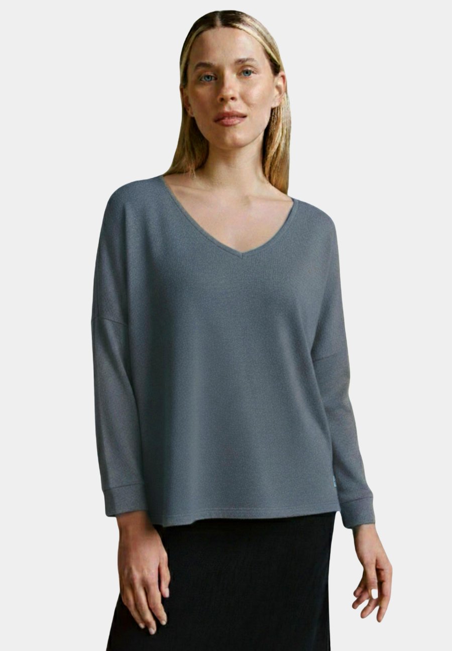 Топ Cotton Candy OPTIK V-NECK, Blau/Blue-Grey
Топ Cotton Candy OPTIK V-NECK, Blau/Blue-Grey