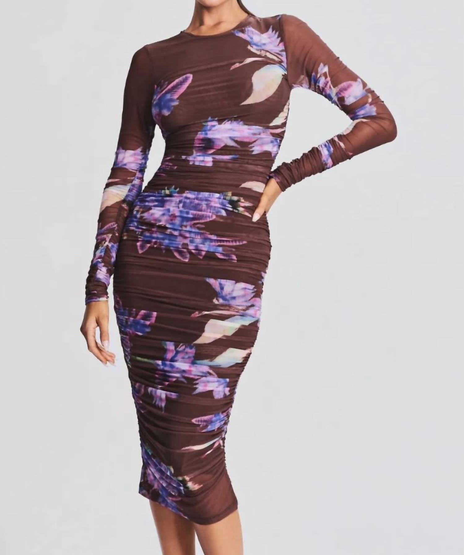 Платье миди Shay коричневого цвета Rococo Sand
Платье миди Shay коричневого цвета Rococo Sand