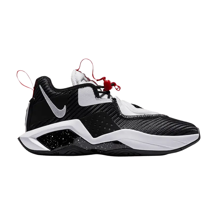 Кроссовки LeBron Soldier 14 GS 'Bred', черный
Кроссовки LeBron Soldier 14 GS 'Bred', черный