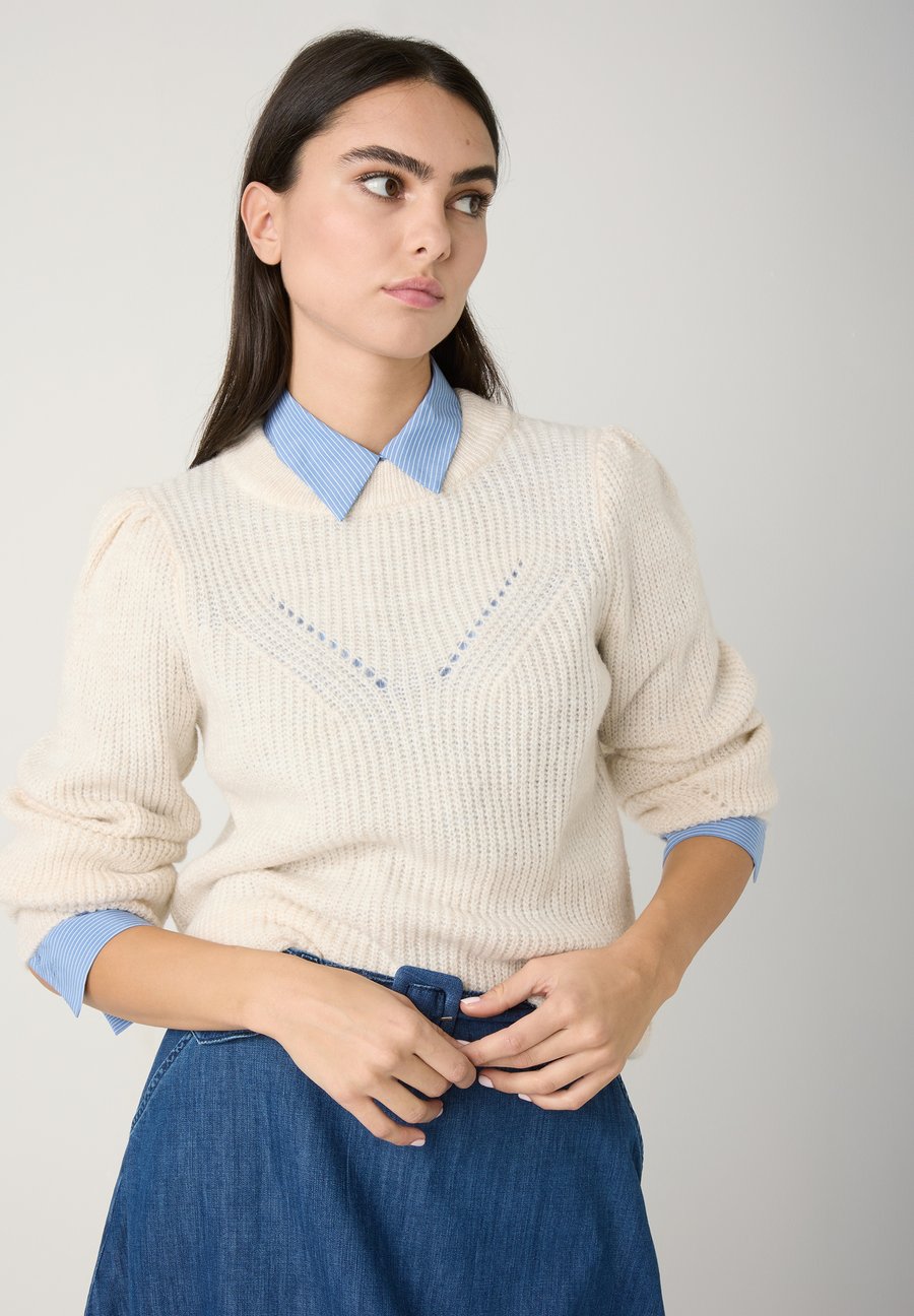 Джемпер More & More Jumper, Powder Creme Melange/Beige
Джемпер More & More Jumper, Powder Creme Melange/Beige