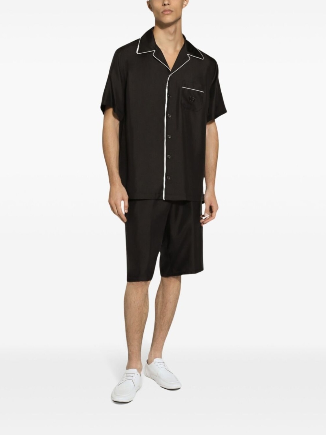 Dolce & Gabbana шелковые шорты-бермуды, черный
Dolce & Gabbana шелковые шорты-бермуды, черный