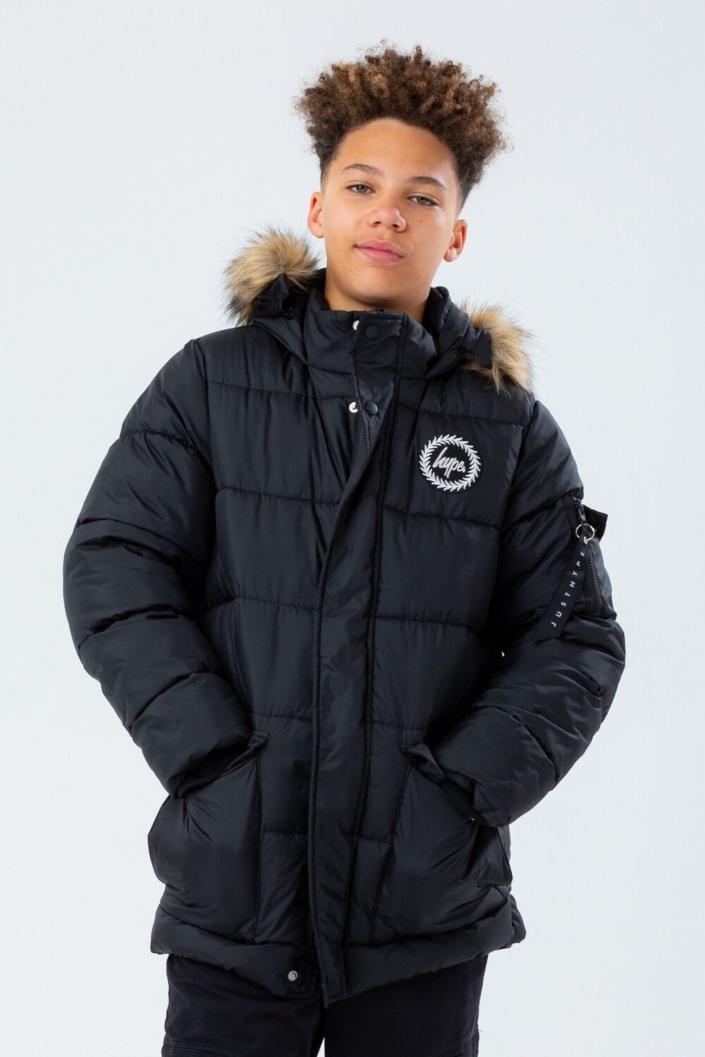 Черная куртка Explorer для мальчиков Hype, черный
Черная куртка Explorer для мальчиков Hype, черный