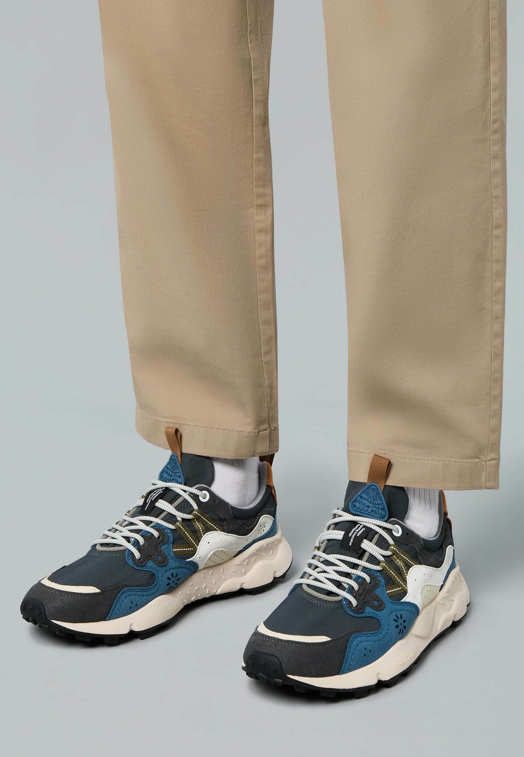 Кроссовки YAMANO KAISO Flower Mountain, антрацит
Кроссовки YAMANO KAISO Flower Mountain, антрацит