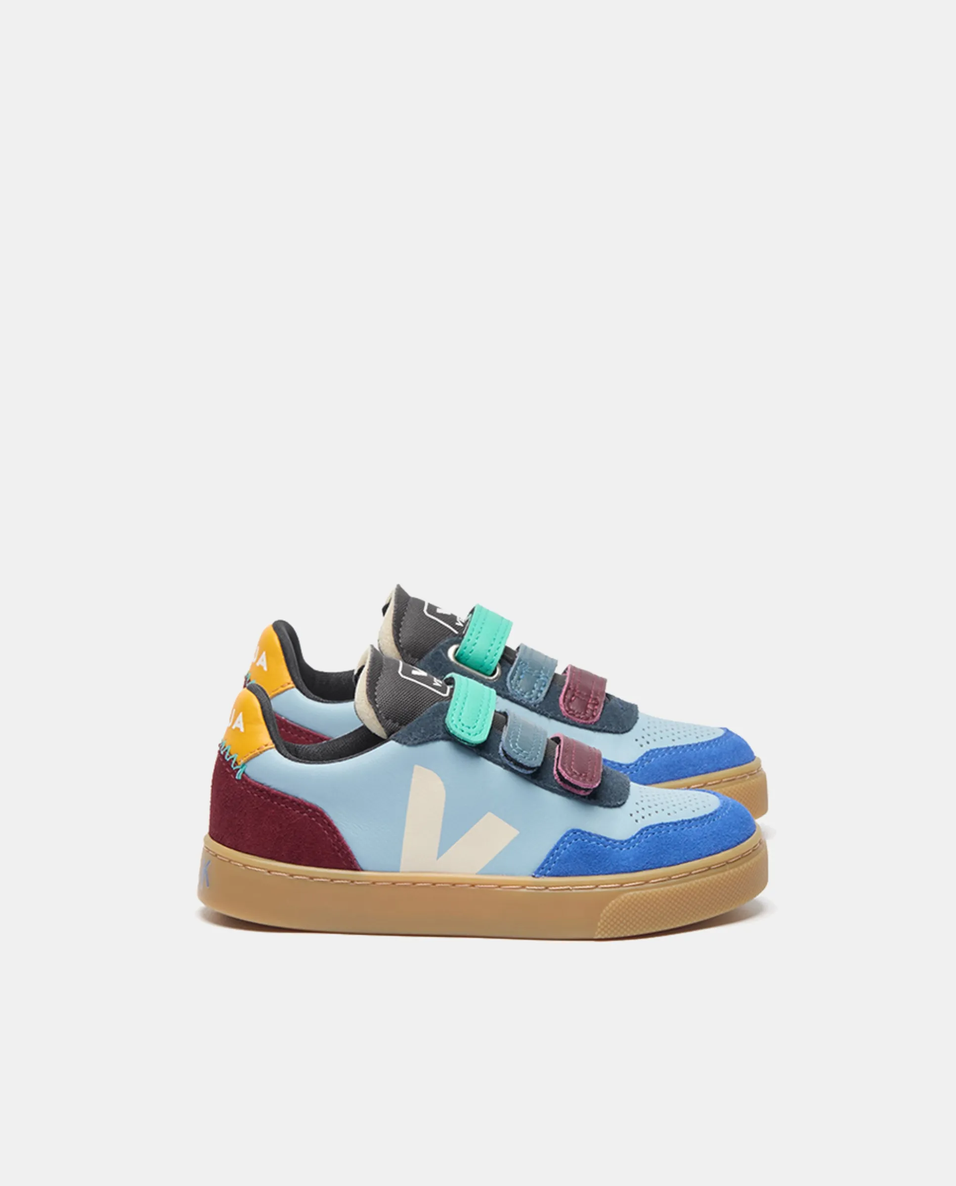 Детская кроссовки, сотрудничество с Milk, модель V-90 из кожи Veja, голубой
Детская кроссовки, сотрудничество с Milk, модель V-90 из кожи Veja, голубой