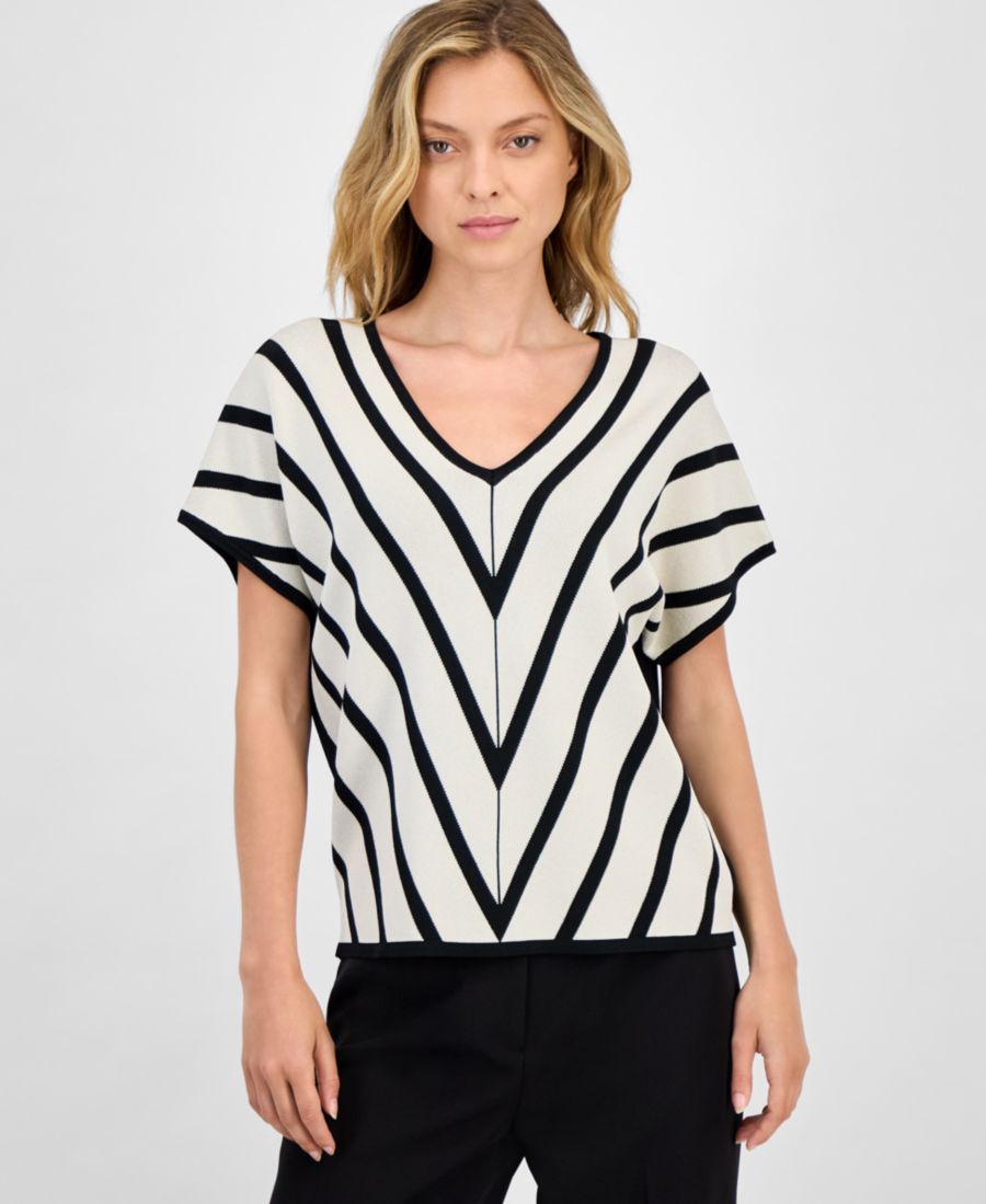 Женская блузка с рукавами-миди, выполненная из ткани с комбинированным принтом T Tahari, French Beige
Женская блузка с рукавами-миди, выполненная из ткани с комбинированным принтом T Tahari, French Beige