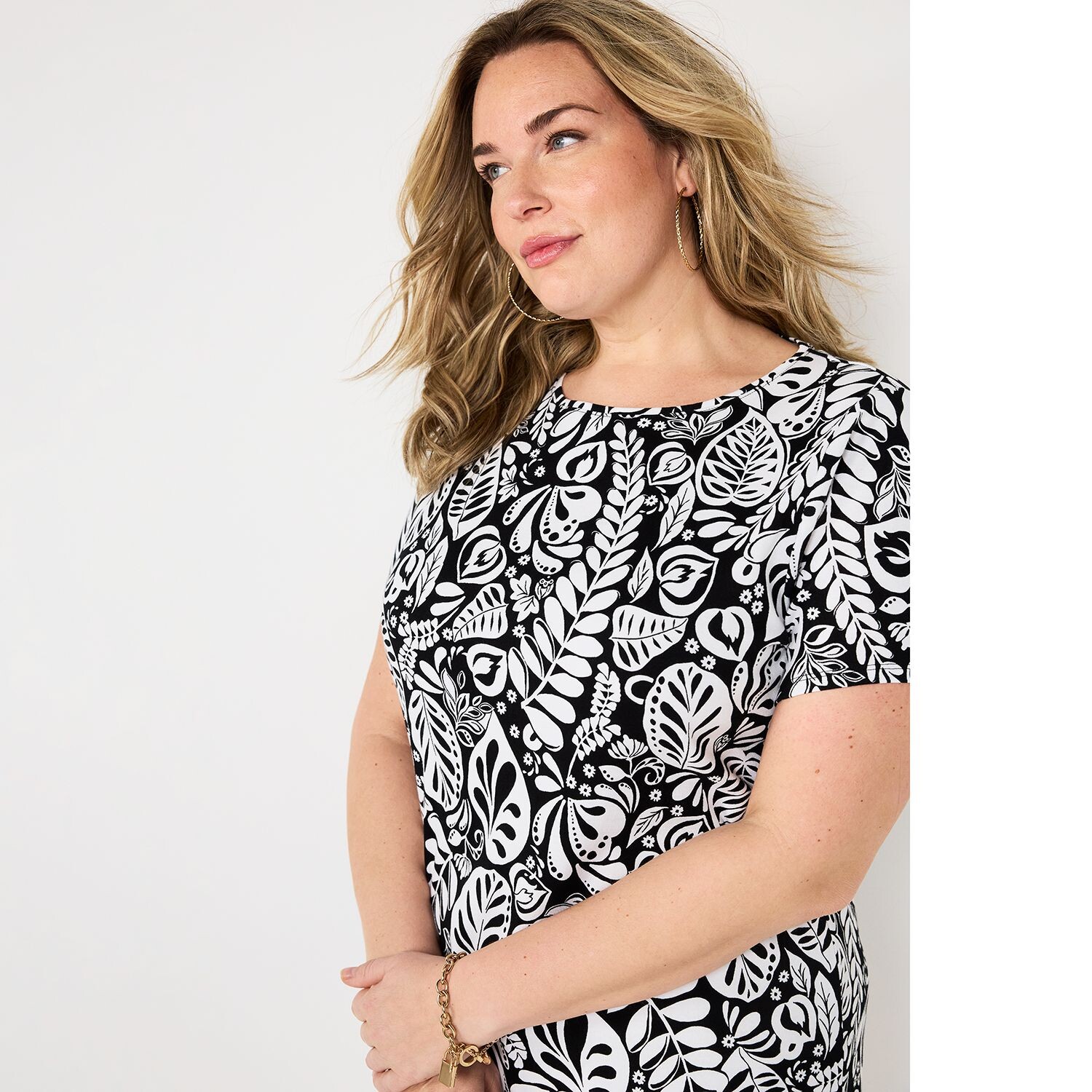 Футболка больших размеров Croft & Barrow Essential с круглым вырезом Croft & Barrow, белый
Футболка больших размеров Croft & Barrow Essential с круглым вырезом Croft & Barrow, белый