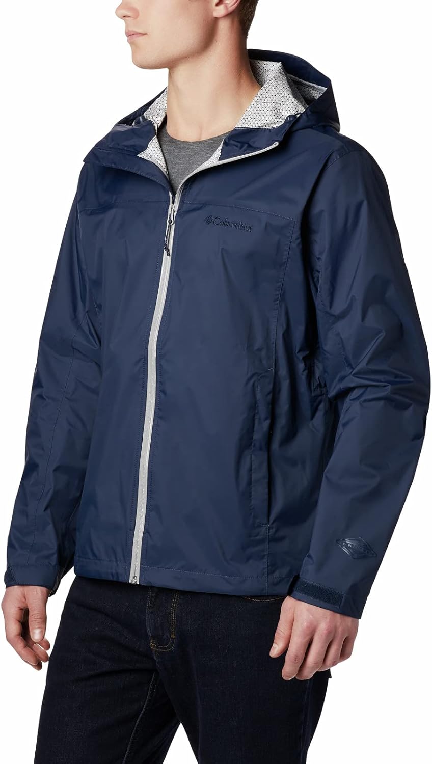 Ветровка Columbia Men's Evapouration, Collegiate Navy
Ветровка Columbia Men's Evapouration, Collegiate Navy