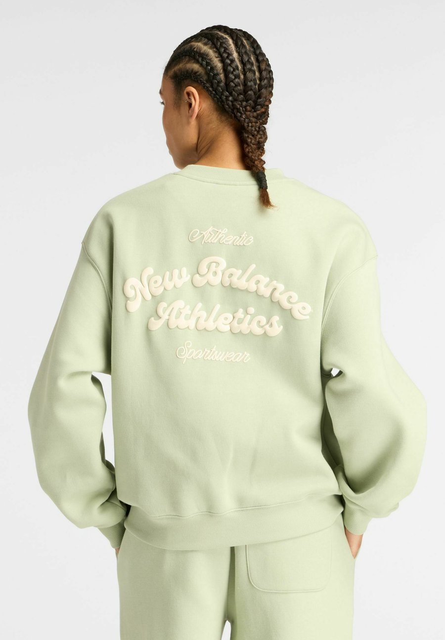 Толстовка New Balance Sweatshirt, Garter Snake/Green
Толстовка New Balance Sweatshirt, Garter Snake/Green