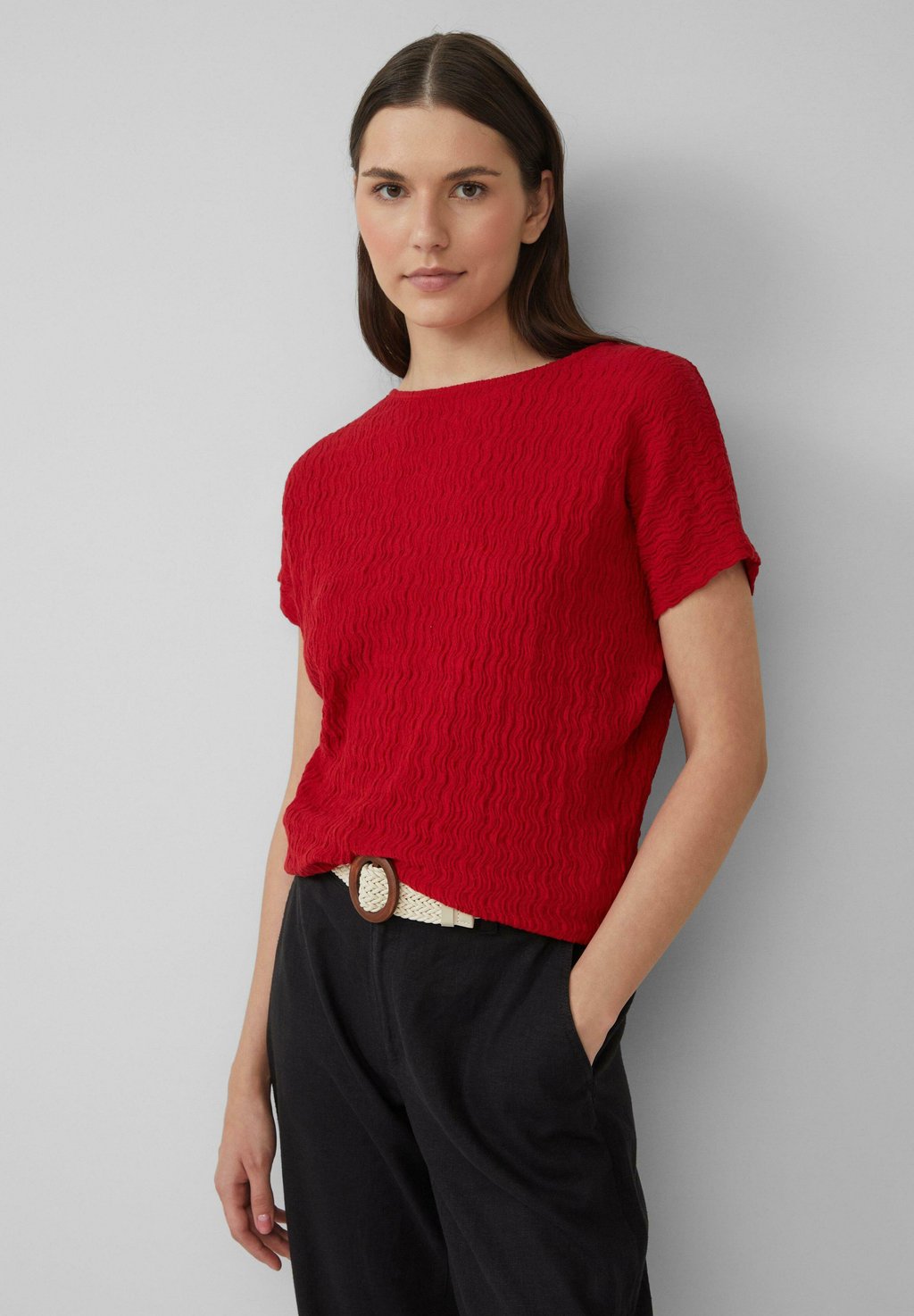 Базовая футболка STRUKTURIERTES s.Oliver, красный
Базовая футболка STRUKTURIERTES s.Oliver, красный