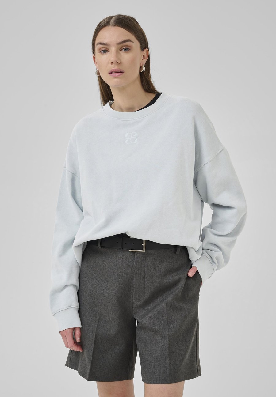 Толстовка My Essential Wardrobe DIEGO LOGO EMB , Pearlblue Random Wash/Light Blue
Толстовка My Essential Wardrobe DIEGO LOGO EMB , Pearlblue Random Wash/Light Blue