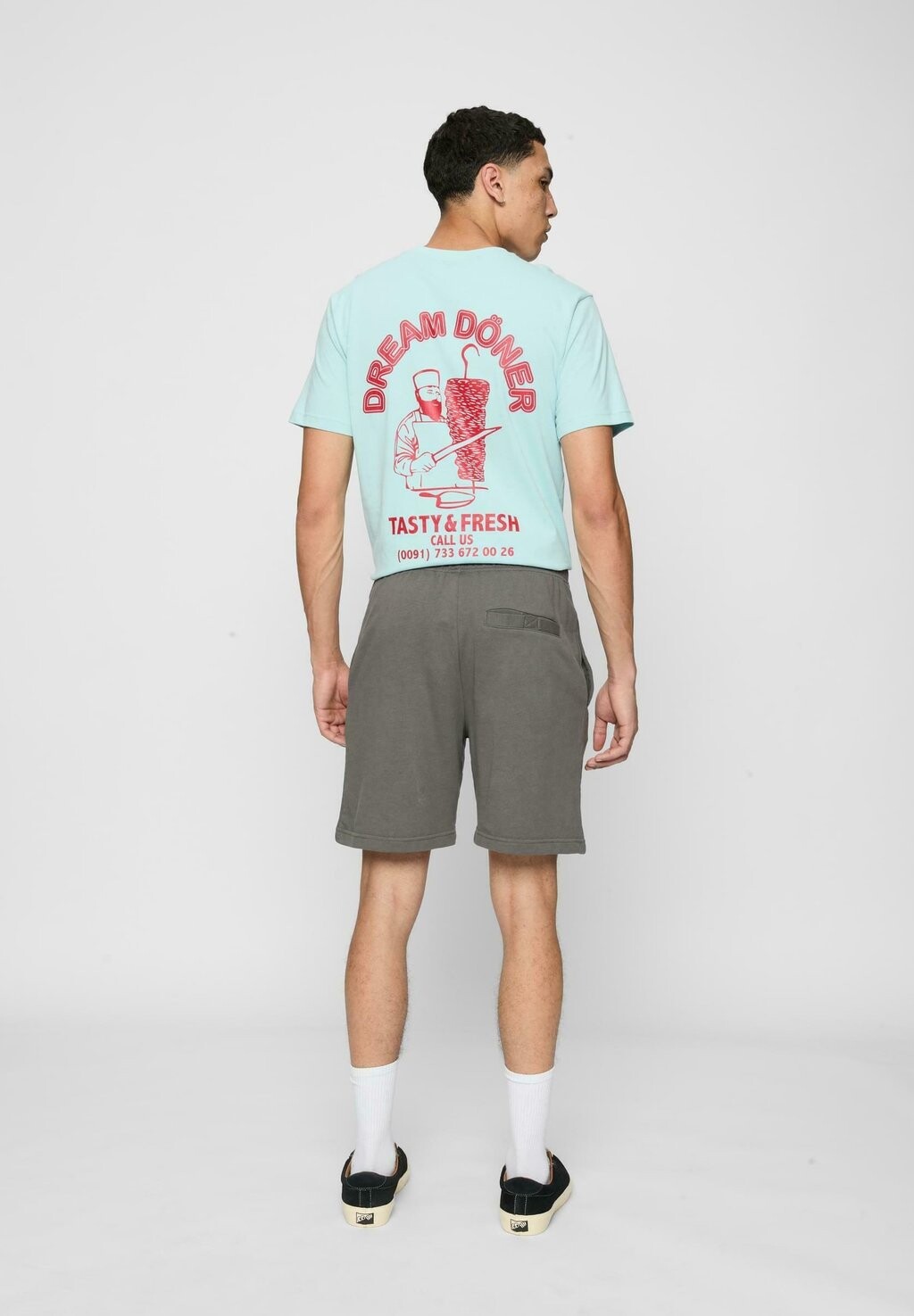 Шорты NEW Urban Classics, серый
Шорты NEW Urban Classics, серый