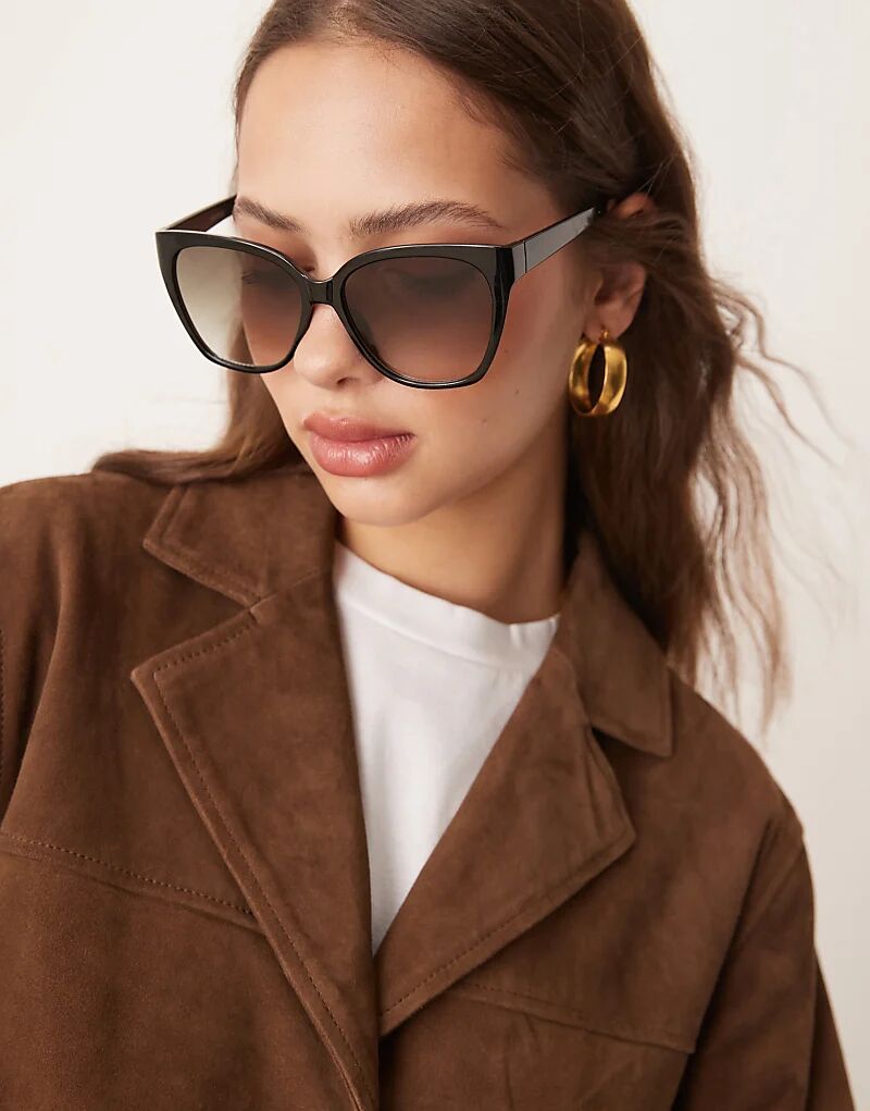 Солнцезащитные очки «кошачий глаз» черного цвета ASOS DESIGN
Солнцезащитные очки «кошачий глаз» черного цвета ASOS DESIGN