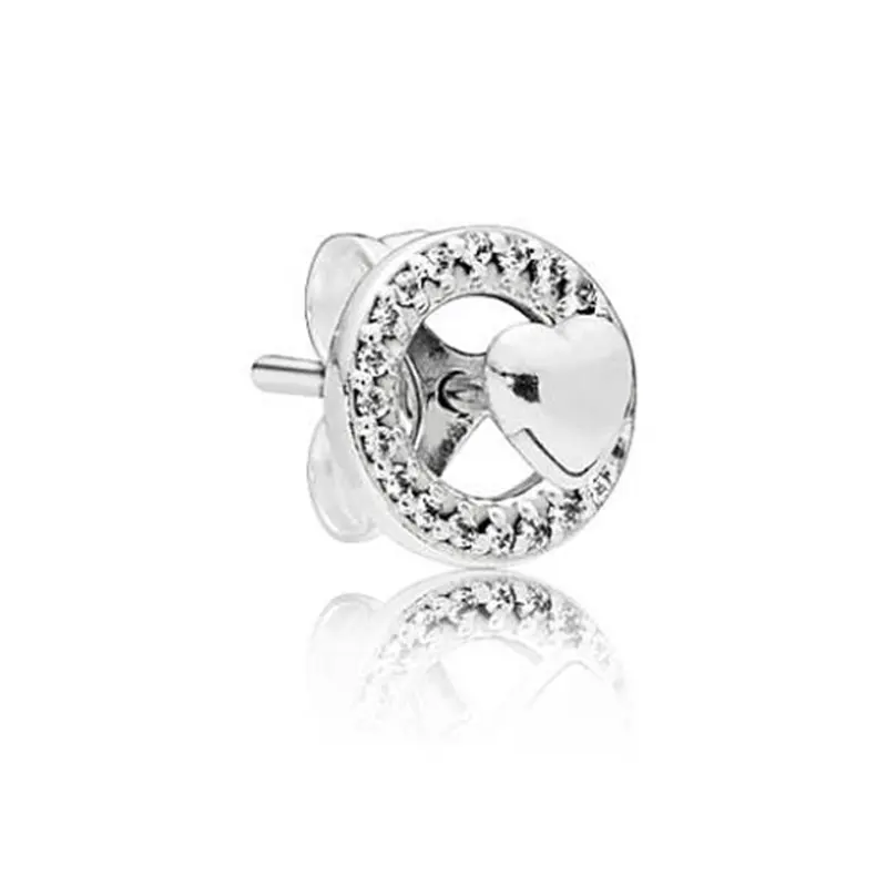 Pandora Серьги-гвоздики женские серебряные
Pandora Серьги-гвоздики женские серебряные