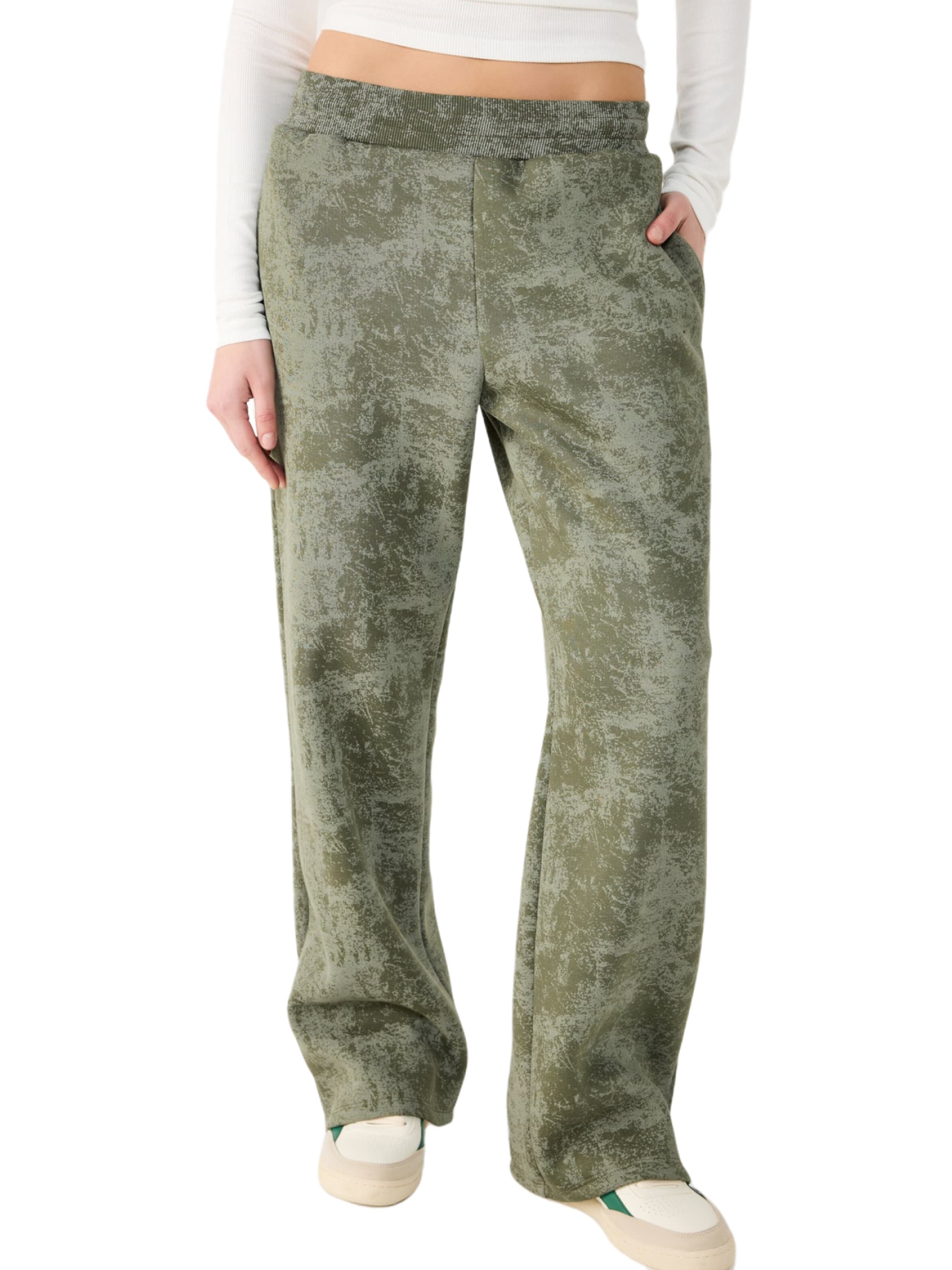 No Matter What Штаны свободного кроя в цвете green, olive
No Matter What Штаны свободного кроя в цвете green, olive
