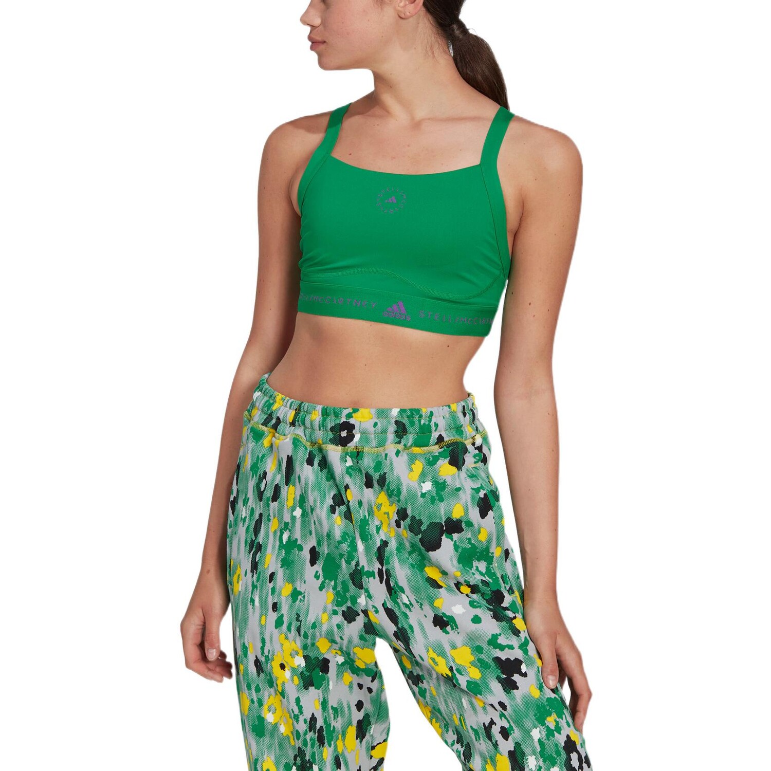 Спортивное нижнее белье женское зеленое Adidas
Спортивное нижнее белье женское зеленое Adidas