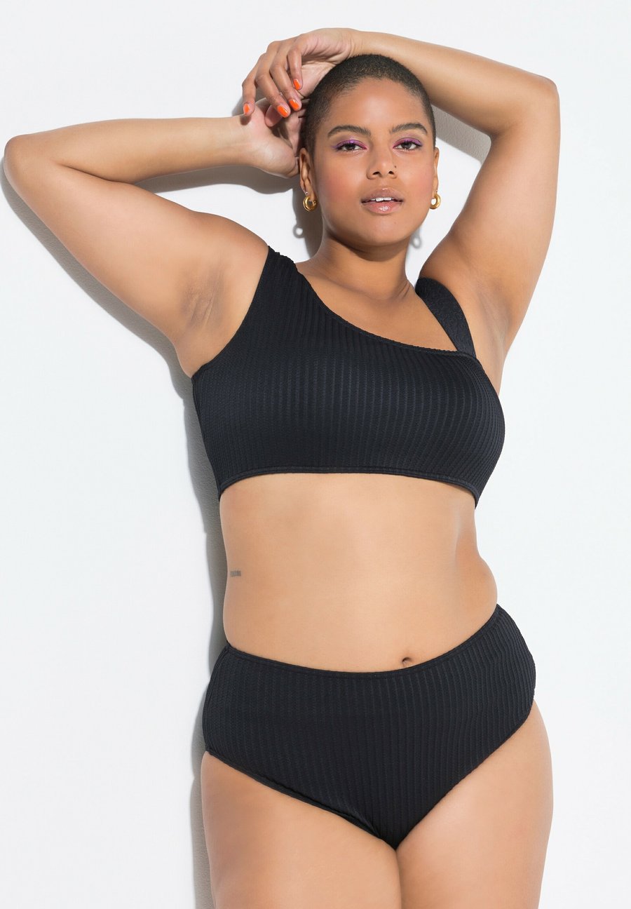 Топ бикини Studio Untold Bikini top, Black
Топ бикини Studio Untold Bikini top, Black