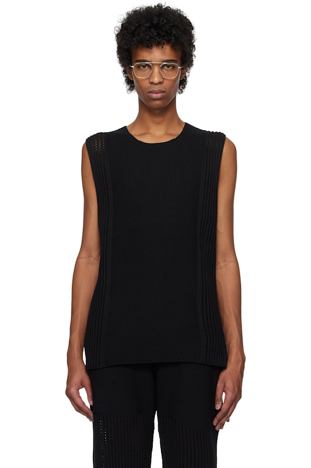 Вязаный жилет в деревенском стиле Homme Plissé Issey Miyake, черный
Вязаный жилет в деревенском стиле Homme Plissé Issey Miyake, черный