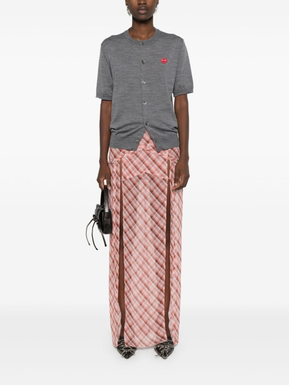 Comme Des Garçons Play шерстяной кардиган с нашивкой, серый
Comme Des Garçons Play шерстяной кардиган с нашивкой, серый