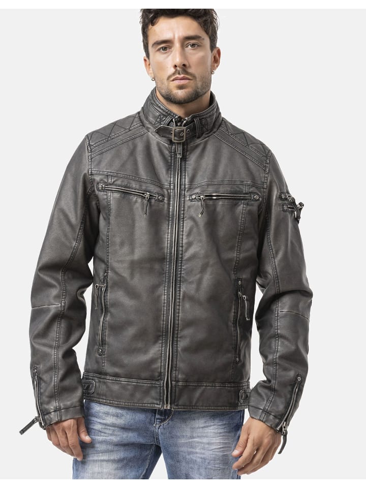 Зимняя куртка антрацитового цвета Cipo & Baxx
Зимняя куртка антрацитового цвета Cipo & Baxx