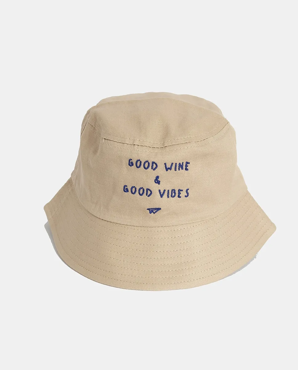 Панама с посланием Línea Daria, белый
Панама с посланием Línea Daria, белый