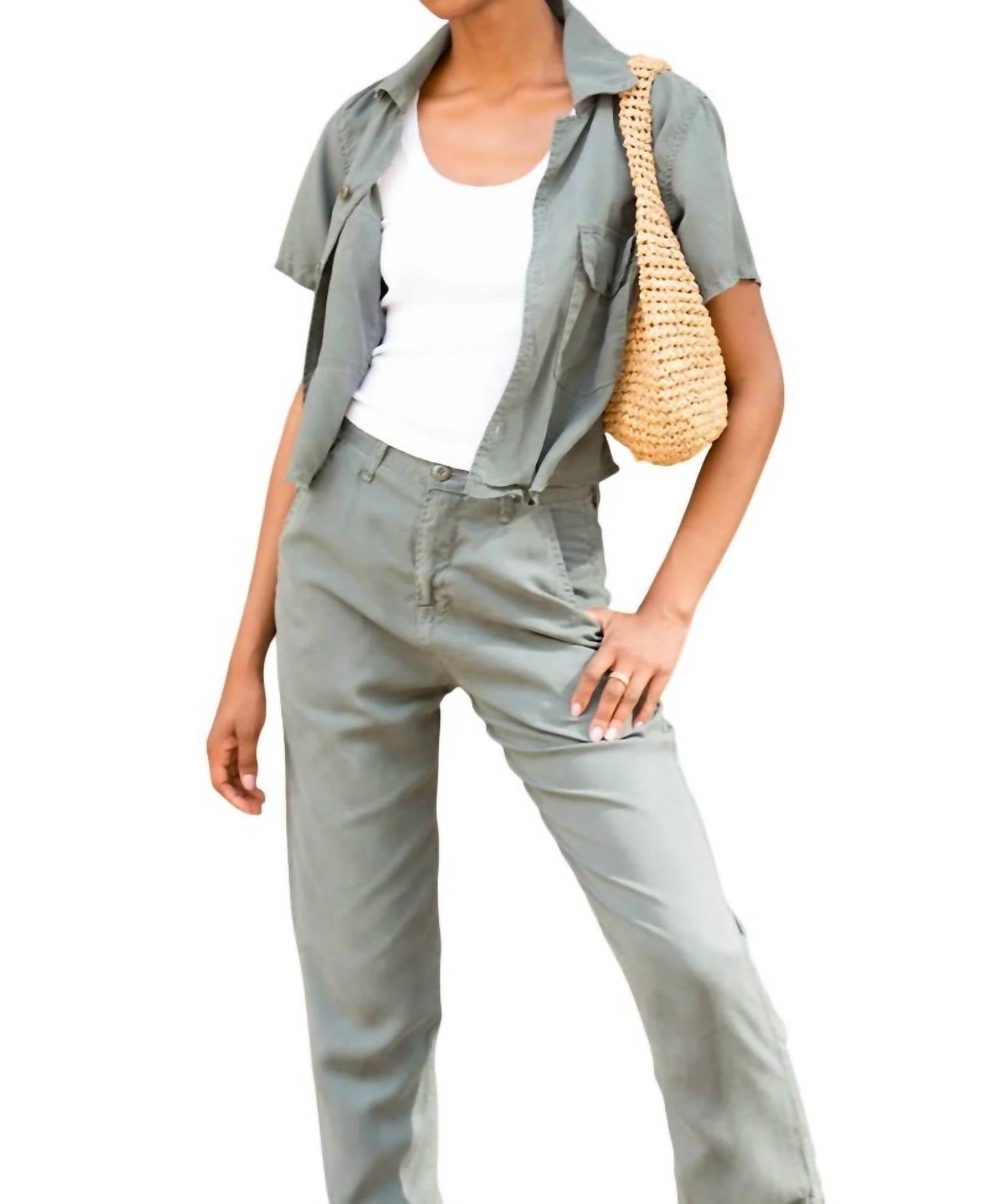 Рубашка Reese в цвете Fern NSF
Рубашка Reese в цвете Fern NSF