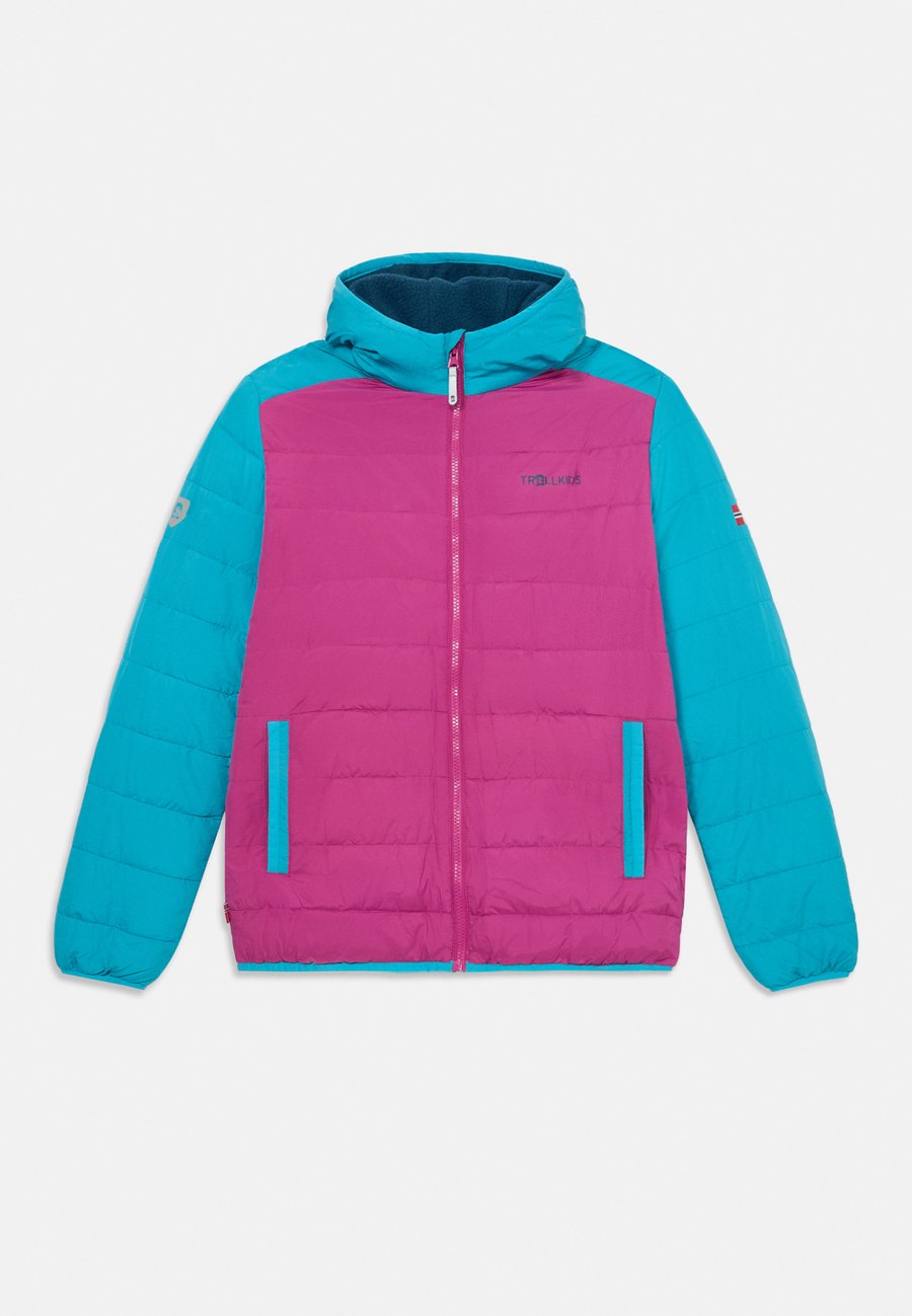 Зимняя куртка TROLLKIDS KIDS SANDVIKA TURNOVER JACKET UNISEX, Bright Berry/Dark Turquoise/Madeira Blue/Berry
Зимняя куртка TROLLKIDS KIDS SANDVIKA TURNOVER JACKET UNISEX, Bright Berry/Dark Turquoise/Madeira Blue/Berry