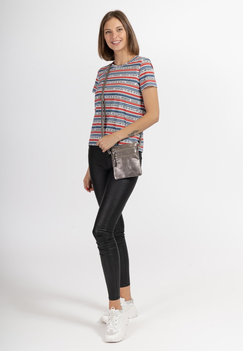 Сумка через плечо Emily & Noah
Сумка через плечо Emily & Noah