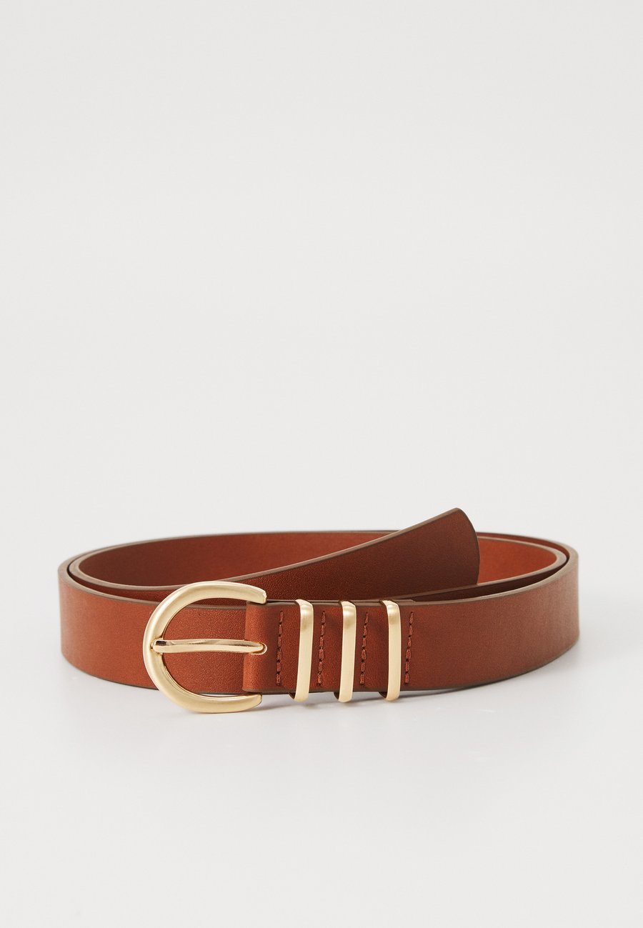 Ремень Vero Moda Curve VMCELISA COATED BELT, Cognac/Gold-Coloured/Cognac
Ремень Vero Moda Curve VMCELISA COATED BELT, Cognac/Gold-Coloured/Cognac