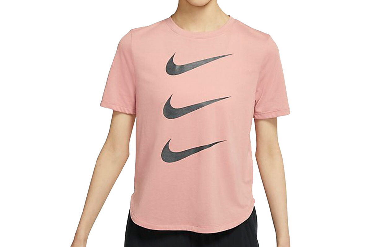 Футболка женская розовая Nike
Футболка женская розовая Nike