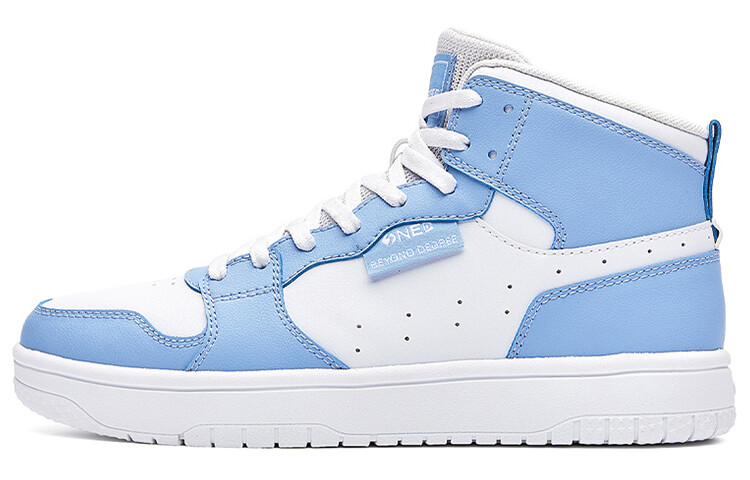 Кеды, скейтборд обувь женская высокая белый/синий 361°
Кеды, скейтборд обувь женская высокая белый/синий 361°