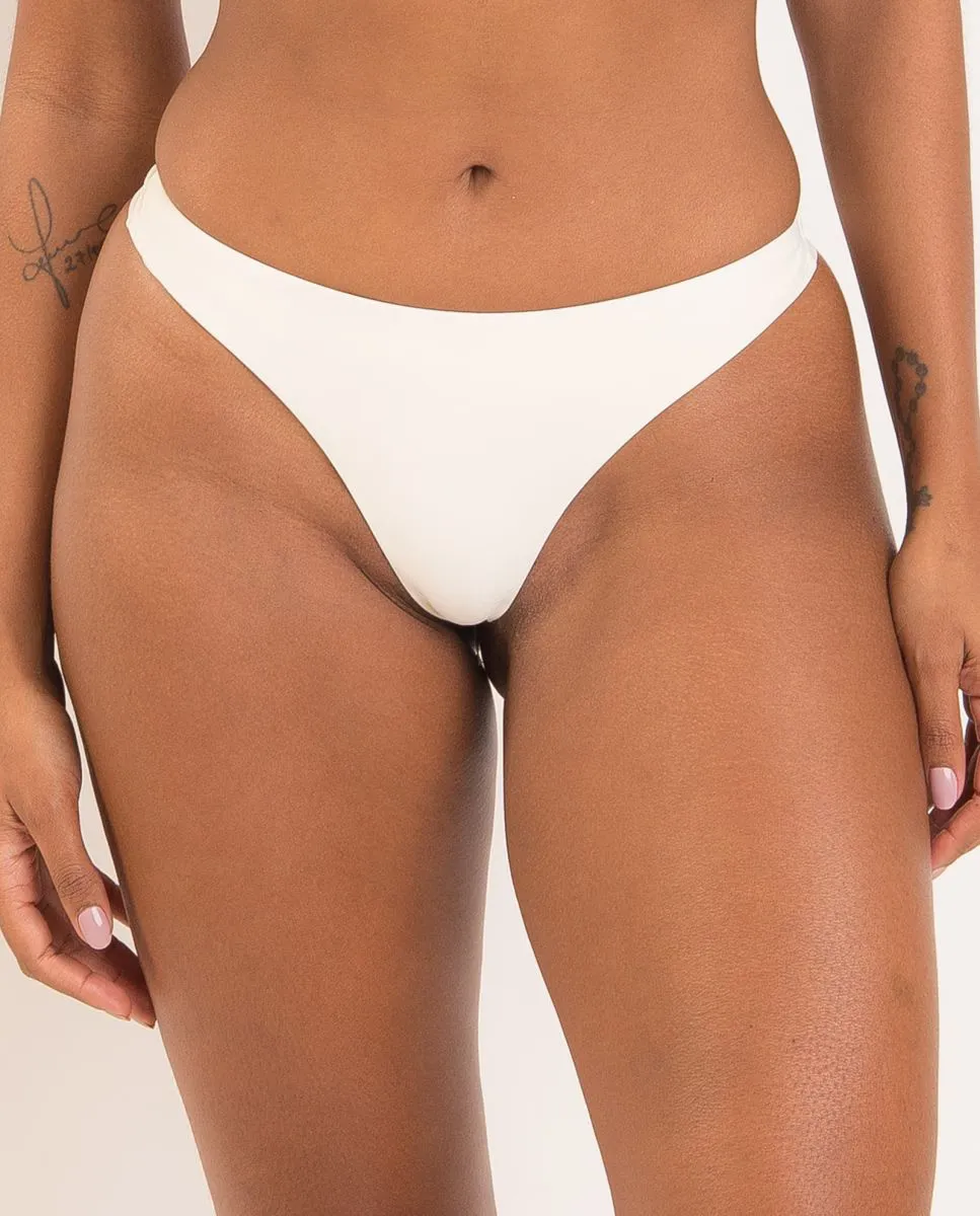 Гладкие бразильские плавки бикини Río de Sol, белый
Гладкие бразильские плавки бикини Río de Sol, белый