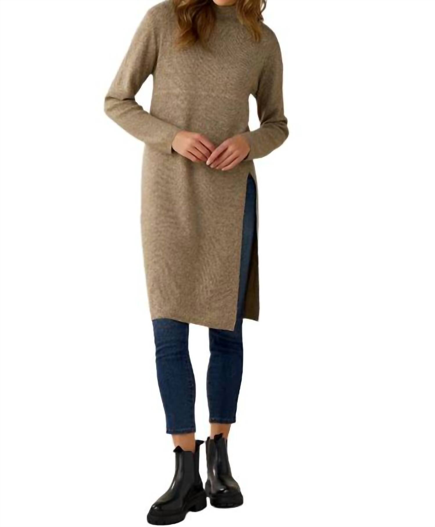 Туника-свитер до колена в ворсистом коричневом цвете Charlie Paige
Туника-свитер до колена в ворсистом коричневом цвете Charlie Paige