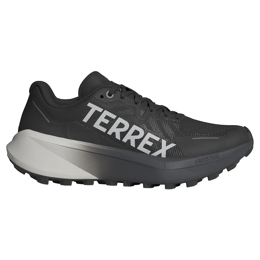 Походные беговые кроссовки adidas Terrex Agravic 3, серый
Походные беговые кроссовки adidas Terrex Agravic 3, серый