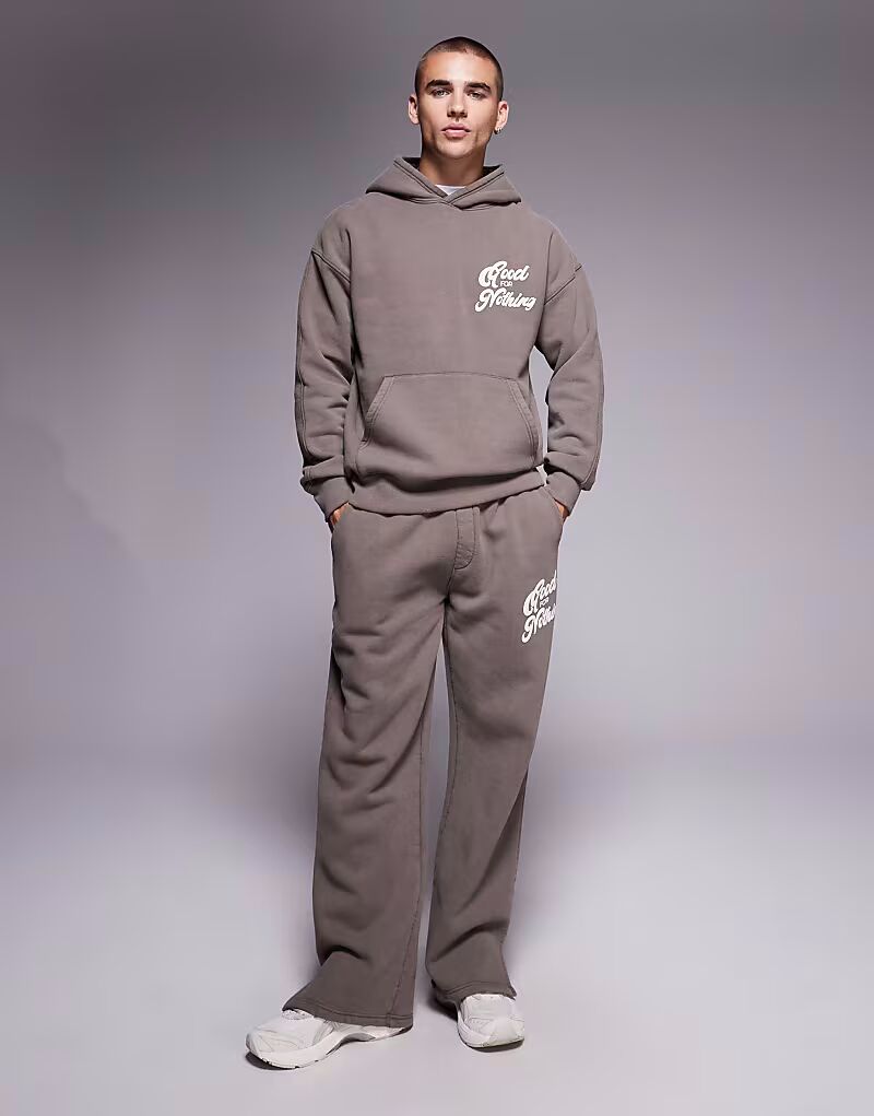 Расклешенные брюки-джоггеры цвета «бежевый» Good For Nothing
Расклешенные брюки-джоггеры цвета «бежевый» Good For Nothing