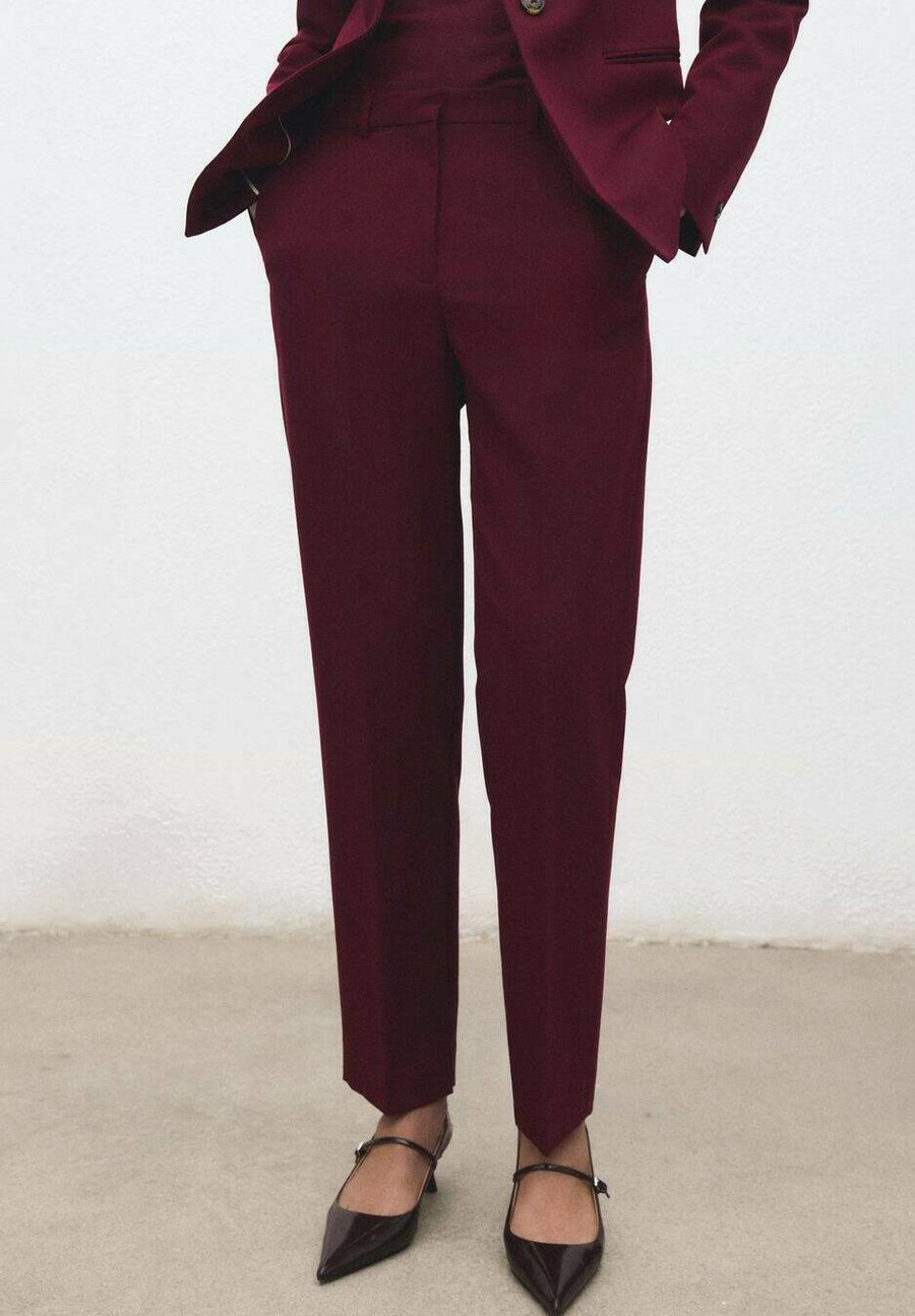 Брюки Mango Trousers, Wine/Bordeaux
Брюки Mango Trousers, Wine/Bordeaux