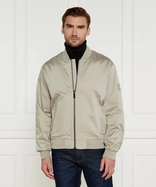 Атласный жакет Regular fit Calvin Klein, бежевый
Атласный жакет Regular fit Calvin Klein, бежевый