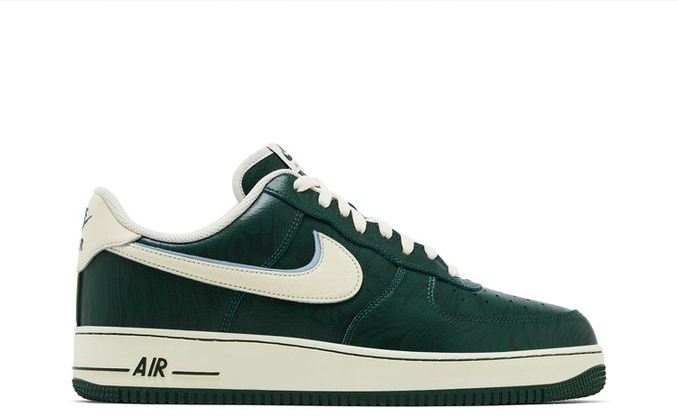 Кроссовки LAAMS x Nike Air Force 1, зеленый
Кроссовки LAAMS x Nike Air Force 1, зеленый