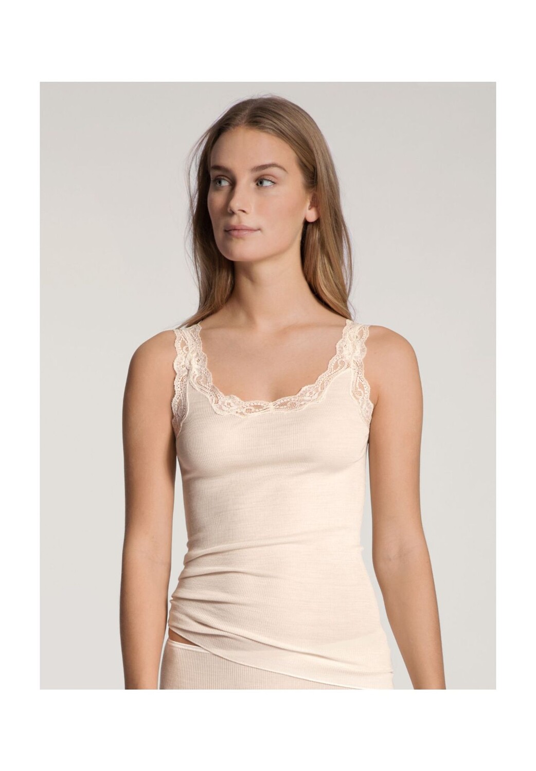 Кружевной жилет Richesse для женщин CALIDA, цвет Light Ivory
Кружевной жилет Richesse для женщин CALIDA, цвет Light Ivory